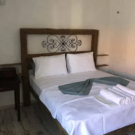 Livan Delux Hotel